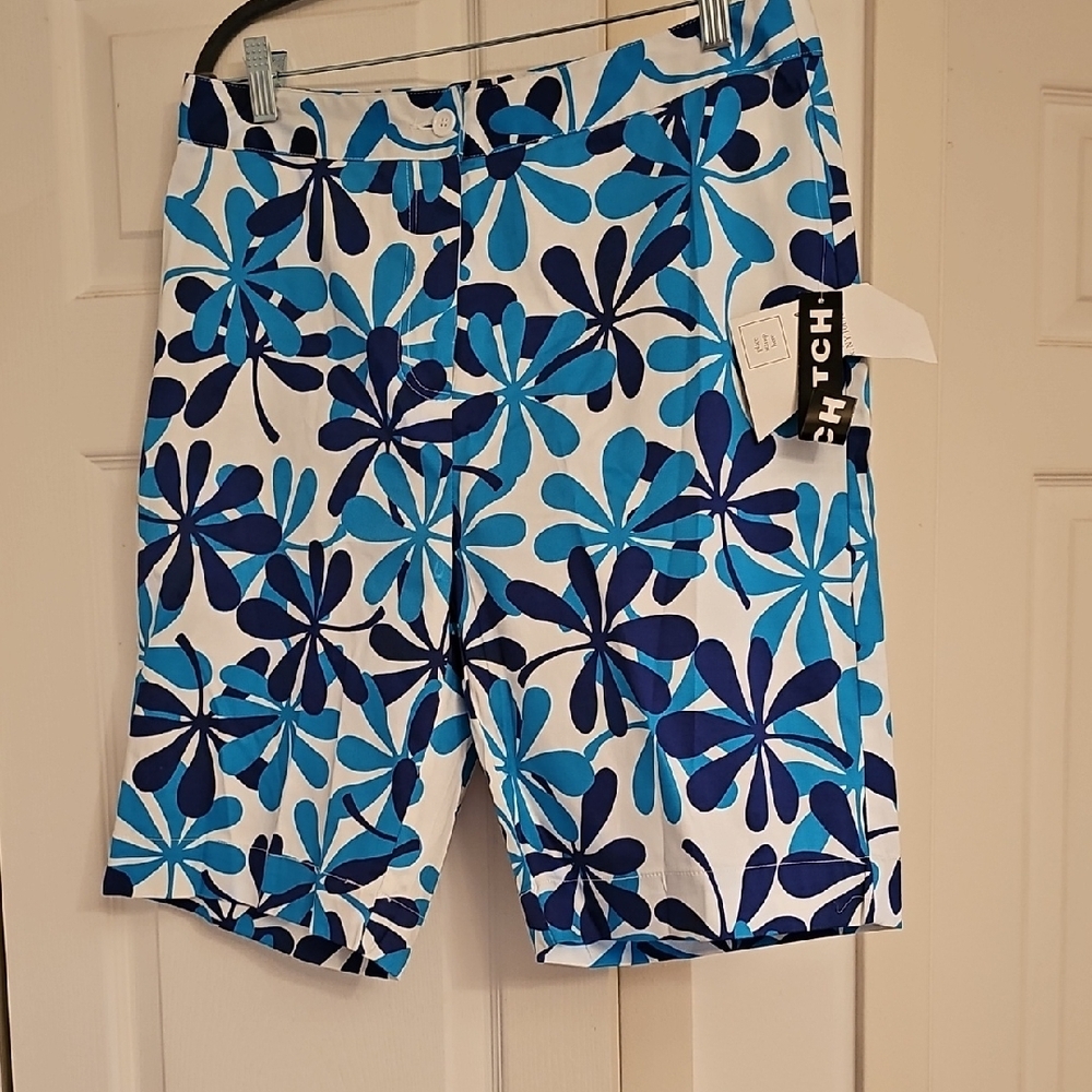 Onque Casuals Blue and White Bermudas Floral Design